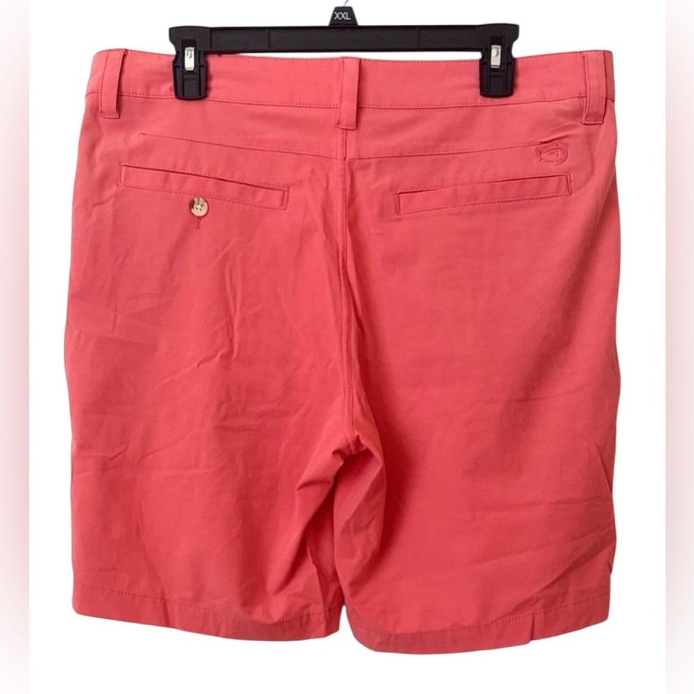 NWOT Southern Tide Men's Salmon Flat Front Shorts - Picture 2 of 4